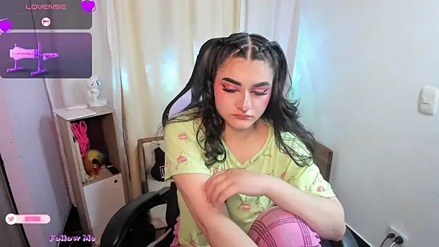 Snapshot of setzuna_ chatting on October 4, 11:47 pm setzuna online show from October 4, 11:47 pm