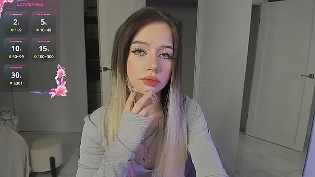 Snapshot of KellyBarton chatting on January 18, 5:37 pm KellyBarton online show from January 18, 5:37 pm