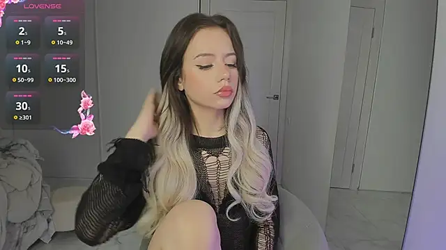 Snapshot of KellyBarton chatting on January 22, 8:28 pm KellyBarton online show from January 22, 8:28 pm