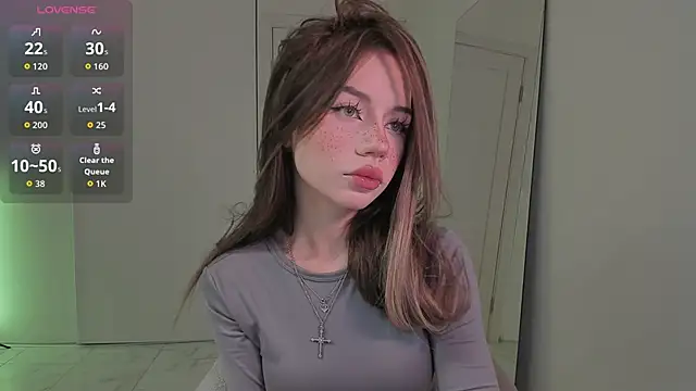 Snapshot of KellyBarton chatting on October 4, 10:08 pm KellyBarton online show from October 4, 10:08 pm