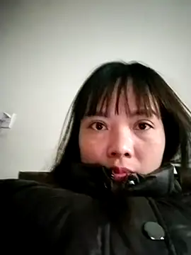 Snapshot of Lady-big91 chatting on December 29, 9:50 am Lady-big91 online show from December 29, 9:50 am