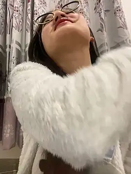 Krixxi22 online show from February 18, 2:16 pm