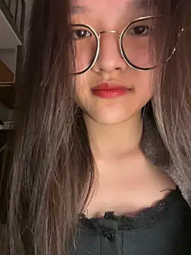 Krixxi22 online show from October 20, 4:40 pm