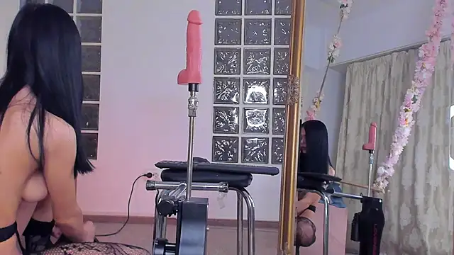 Snapshot of JassyeJoy chatting on November 18, 5:34 am JassyeJoy online show from November 18, 5:34 am