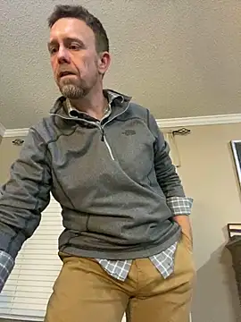 Snapshot of Realybigdill chatting on November 29, 12:24 am Realybigdill online show from November 29, 12:24 am