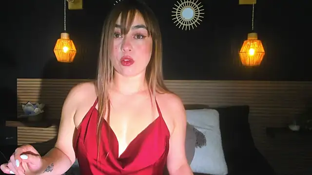 Snapshot of AnnaVictoria__ chatting on December 3, 2:30 am AnnaVictoria online show from December 3, 2:30 am