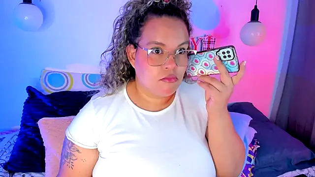 Snapshot of monicabbw_ chatting on March 10, 8:01 pm monicabbw online show from March 10, 8:01 pm