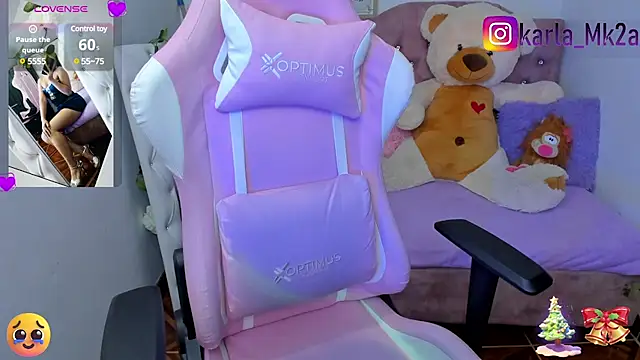 Snapshot of karla_cute01 chatting on December 17, 5:07 am karla cute01 online show from December 17, 5:07 am