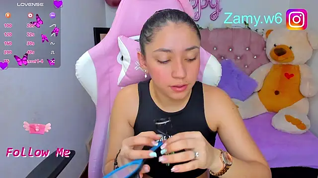 Snapshot of karla_cute01 chatting on September 9, 6:40 pm karla cute01 online show from September 9, 6:40 pm