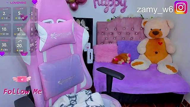 Snapshot of karla_cute01 chatting on November 19, 5:07 am karla cute01 online show from November 19, 5:07 am