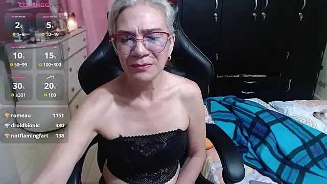 Snapshot of Giorgia_xue53 chatting on November 1, 3:19 am Giorgia xue53 online show from November 1, 3:19 am