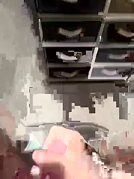 Snapshot of Deralboaus01 chatting on November 8, 4:51 pm Deralboaus01 online show from November 8, 4:51 pm