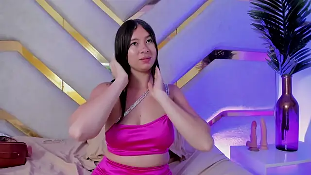 Snapshot of AilynMiller chatting on February 20, 12:30 am AilynMiller online show from February 20, 12:30 am