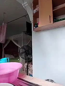 LOVELY-2BERRY online show from January 15, 4:28 am