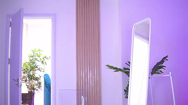 Snapshot of LovingBlondie chatting on March 12, 4:30 am LovingBlondie online show from March 12, 4:30 am