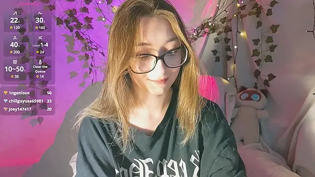 monlight  dana online show from December 6, 3:00 pm