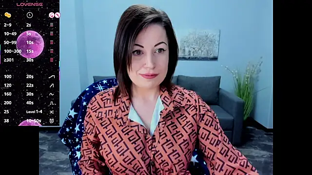 Snapshot of Emily_Midlton chatting on March 2, 2:00 pm Emily Midlton online show from March 2, 2:00 pm