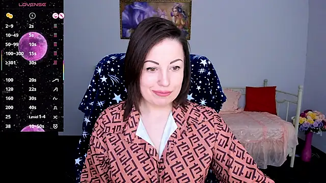 Snapshot of Emily_Midlton chatting on March 3, 7:21 am Emily Midlton online show from March 3, 7:21 am