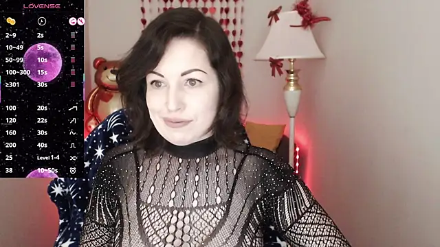 Snapshot of Emily_Midlton chatting on March 4, 1:59 pm Emily Midlton online show from March 4, 1:59 pm