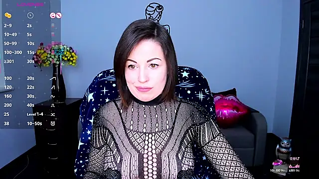 Snapshot of Emily_Midlton chatting on March 5, 9:37 pm Emily Midlton online show from March 5, 9:37 pm