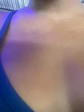 Berry Bans online show from September 19, 5:24 pm