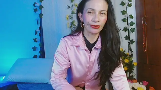 Snapshot of cattaleya1476 chatting on March 5, 2:45 pm cattaleya1476 online show from March 5, 2:45 pm
