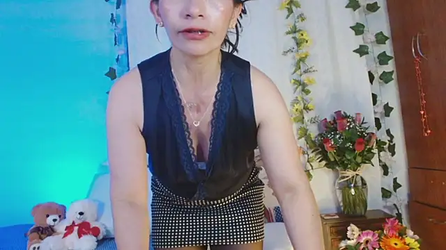 Snapshot of cattaleya1476 chatting on March 10, 12:07 am cattaleya1476 online show from March 10, 12:07 am