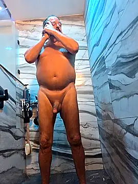 theclubist111 online show from March 5, 10:00 am