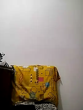 Snapshot of Demiansteven2 chatting on December 6, 3:52 am Demiansteven2 online show from December 6, 3:52 am