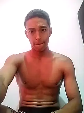 Snapshot of Demiansteven2 chatting on January 11, 7:49 pm Demiansteven2 online show from January 11, 7:49 pm