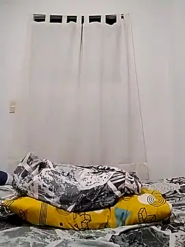 Snapshot of Demiansteven2 chatting on January 12, 4:42 am Demiansteven2 online show from January 12, 4:42 am