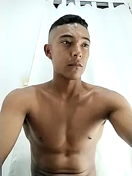 Snapshot of Demiansteven2 chatting on March 8, 10:56 pm Demiansteven2 online show from March 8, 10:56 pm