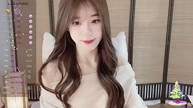 Yuuuuuly online show from December 26, 3:42 pm