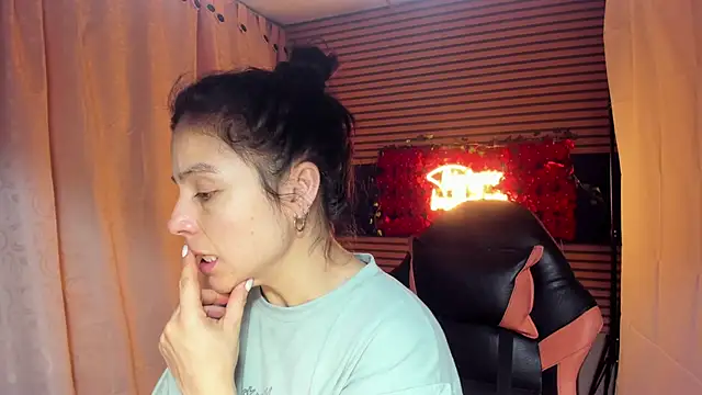 rosse 2504 online show from October 17, 5:37 pm