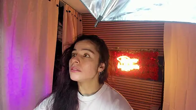 rosse 2504 online show from December 5, 5:20 pm