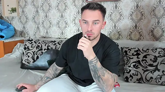 Jonmusclemaster online show from February 4, 11:16 am