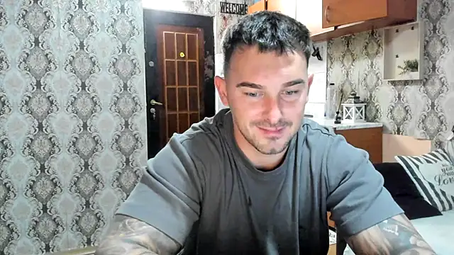 Jonmusclemaster online show from September 19, 8:20 pm