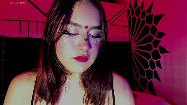 LailaCatt online show from March 16, 6:20 am