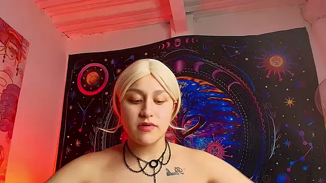 LailaCatt online show from September 20, 8:26 am