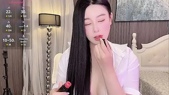 Snapshot of kittyrecalls chatting on February 22, 7:45 am kittyrecalls online show from February 22, 7:45 am