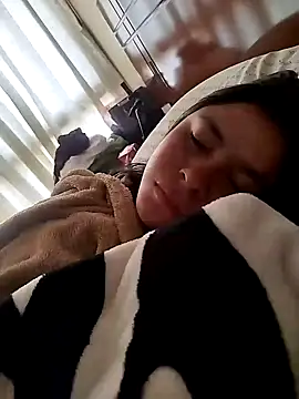 Snapshot of MaryC18 chatting on December 20, 12:49 pm MaryC18 online show from December 20, 12:49 pm