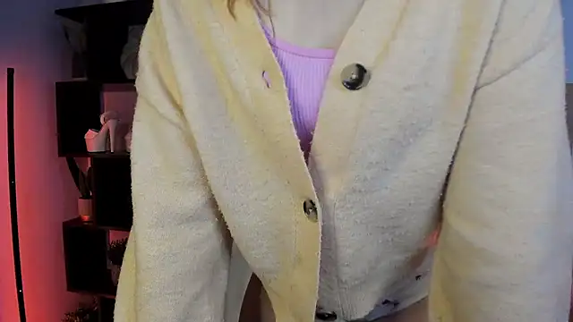 kenzie x online show from February 10, 9:25 am