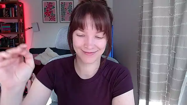 kenzie x online show from March 17, 7:33 am