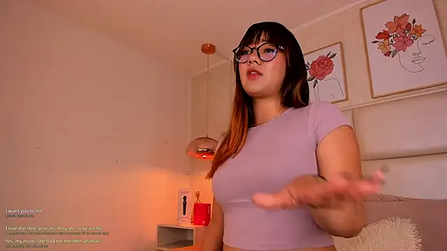 Snapshot of Aily_Yozuko chatting on October 31, 2:34 am Aily Yozuko online show from October 31, 2:34 am