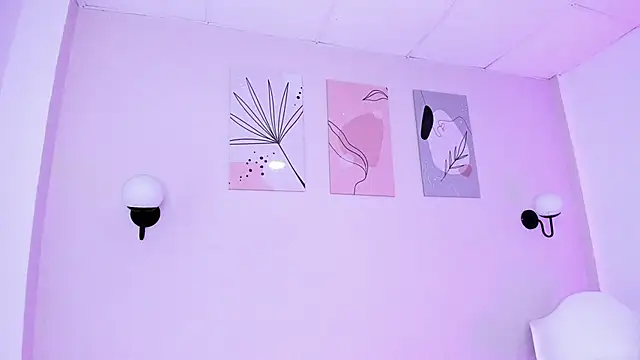 Snapshot of GENNESIS_LOVE chatting on December 13, 7:36 am GENNESIS LOVE online show from December 13, 7:36 am