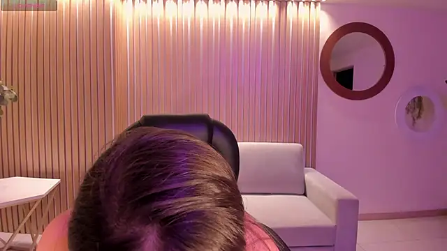 Snapshot of DonnaStonne chatting on October 5, 4:22 am DonnaStonne online show from October 5, 4:22 am