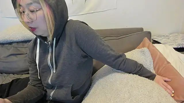 luxgray online show from December 13, 12:31 am