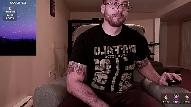 Snapshot of JayXCee_Official chatting on November 16, 9:53 pm JayXCee Official online show from November 16, 9:53 pm