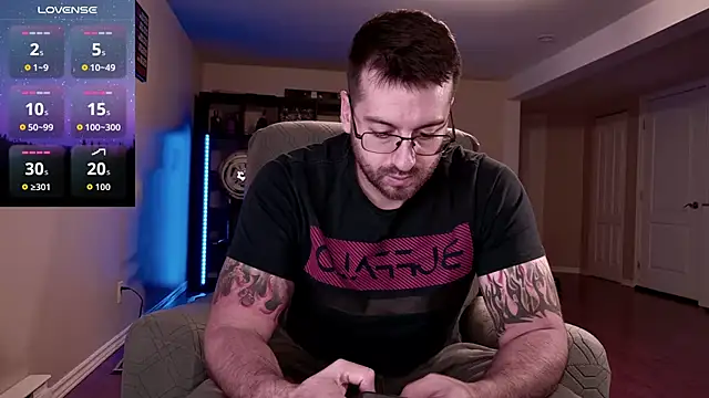 Snapshot of JayXCee_Official chatting on November 17, 4:46 pm JayXCee Official online show from November 17, 4:46 pm