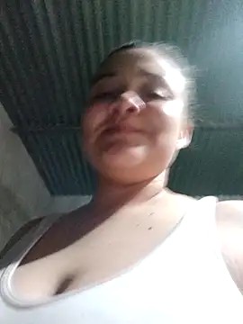 Snapshot of Liancy chatting on February 5, 1:32 am Liancy online show from February 5, 1:32 am